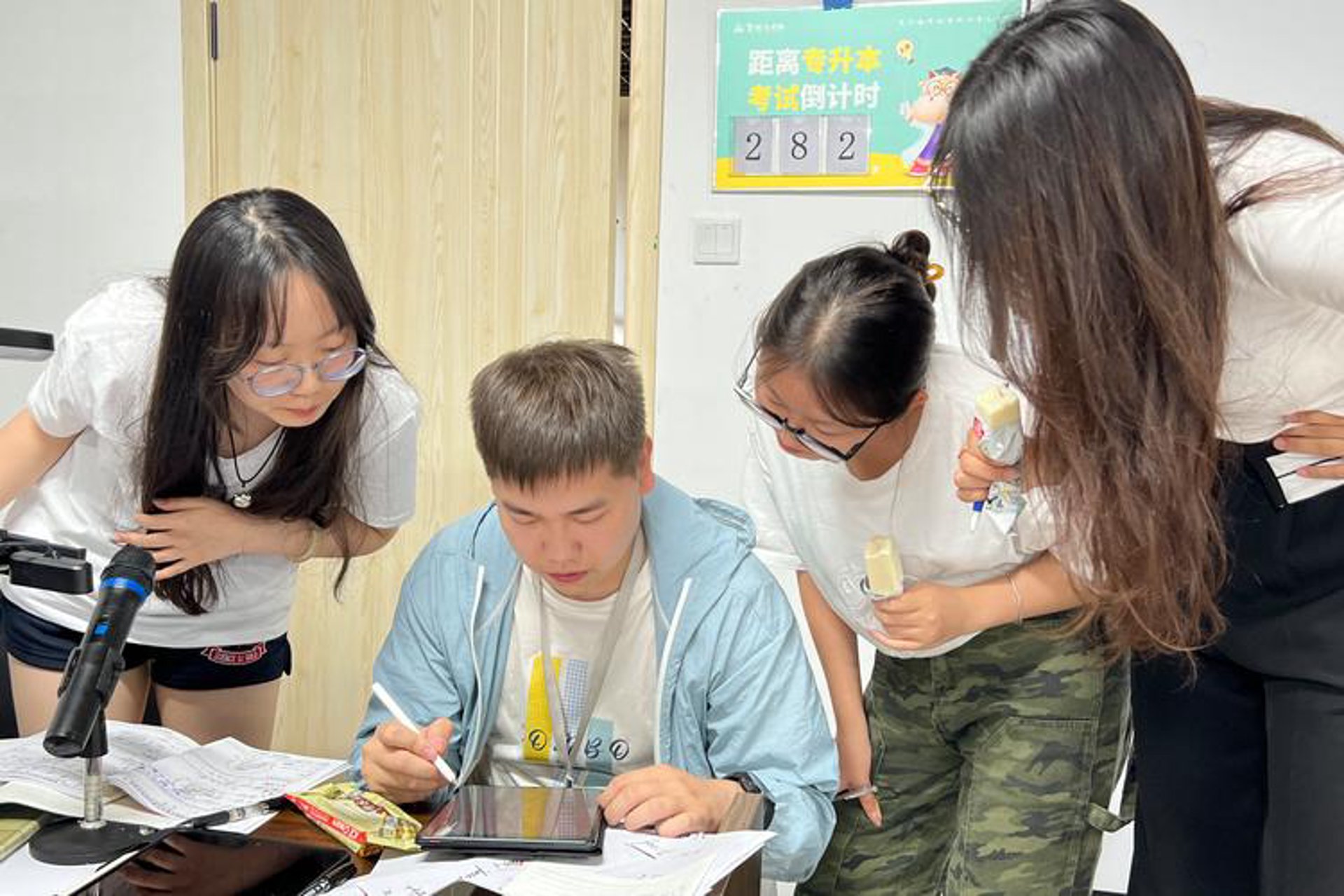 东方皆冠科技